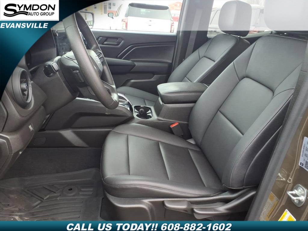 Used 2024 Chevrolet Colorado Trail Boss w/ Advanced Trailering Package image 6