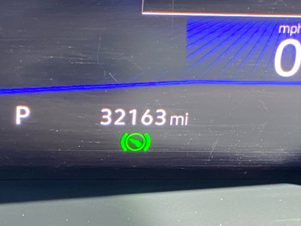 Used 2022 Volkswagen Taos SE w/ Panoramic Sunroof Package image 13