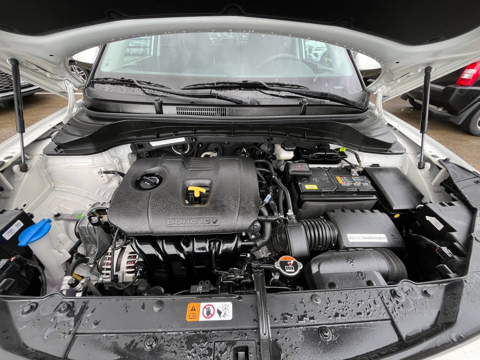 Used 2025 Kia Soul LX w/ LX Technology Package FWD image 31