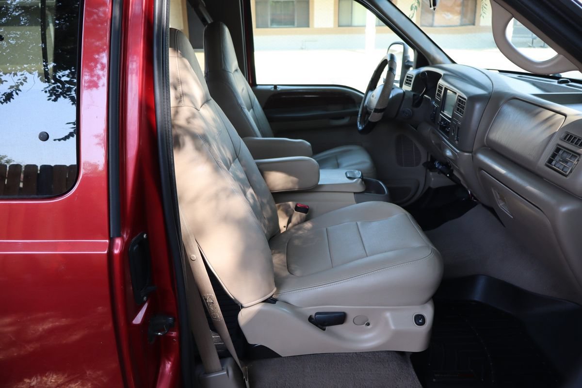 Used 2001 Ford F250 Lariat AWD/4WD image 21