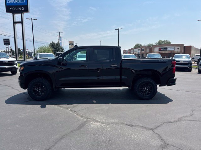 New 2026 Chevrolet Silverado 1500 Custom Trail Boss w/ Dark Appearance Package AWD/4WD image 4