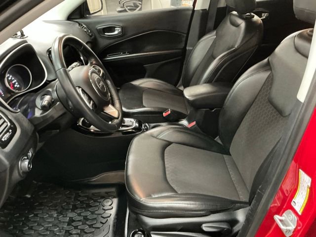 Used 2021 Jeep Compass Latitude image 13