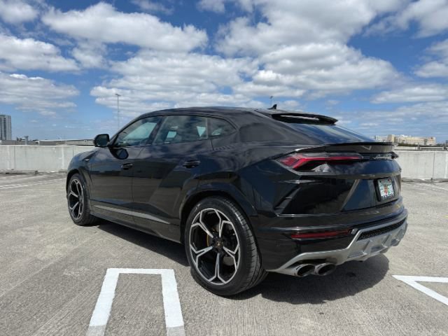 Used 2020 Lamborghini Urus image 5