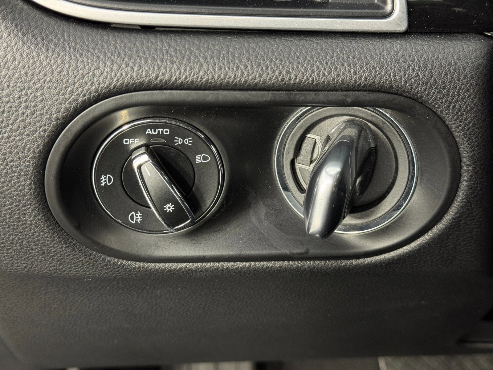 Used 2018 Porsche Macan image 18