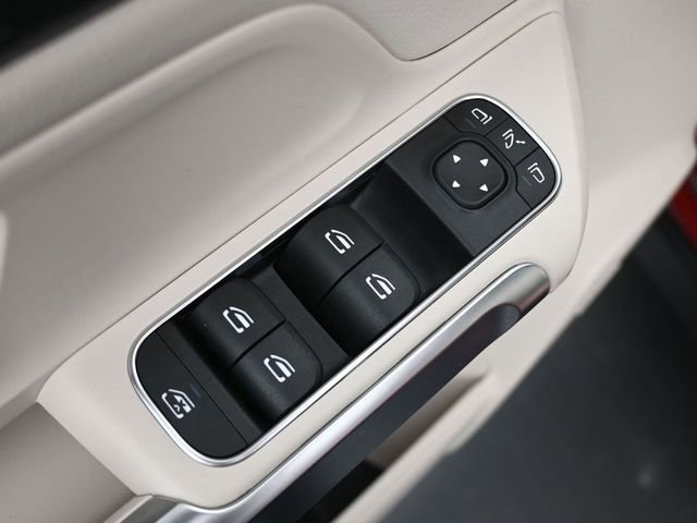 New 2026 Mercedes-Benz GLB 250 image 13