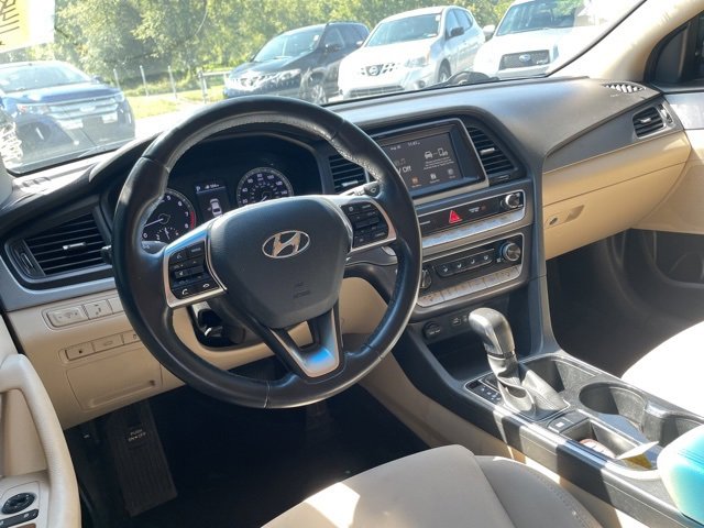 Used 2018 Hyundai Sonata SEL image 12