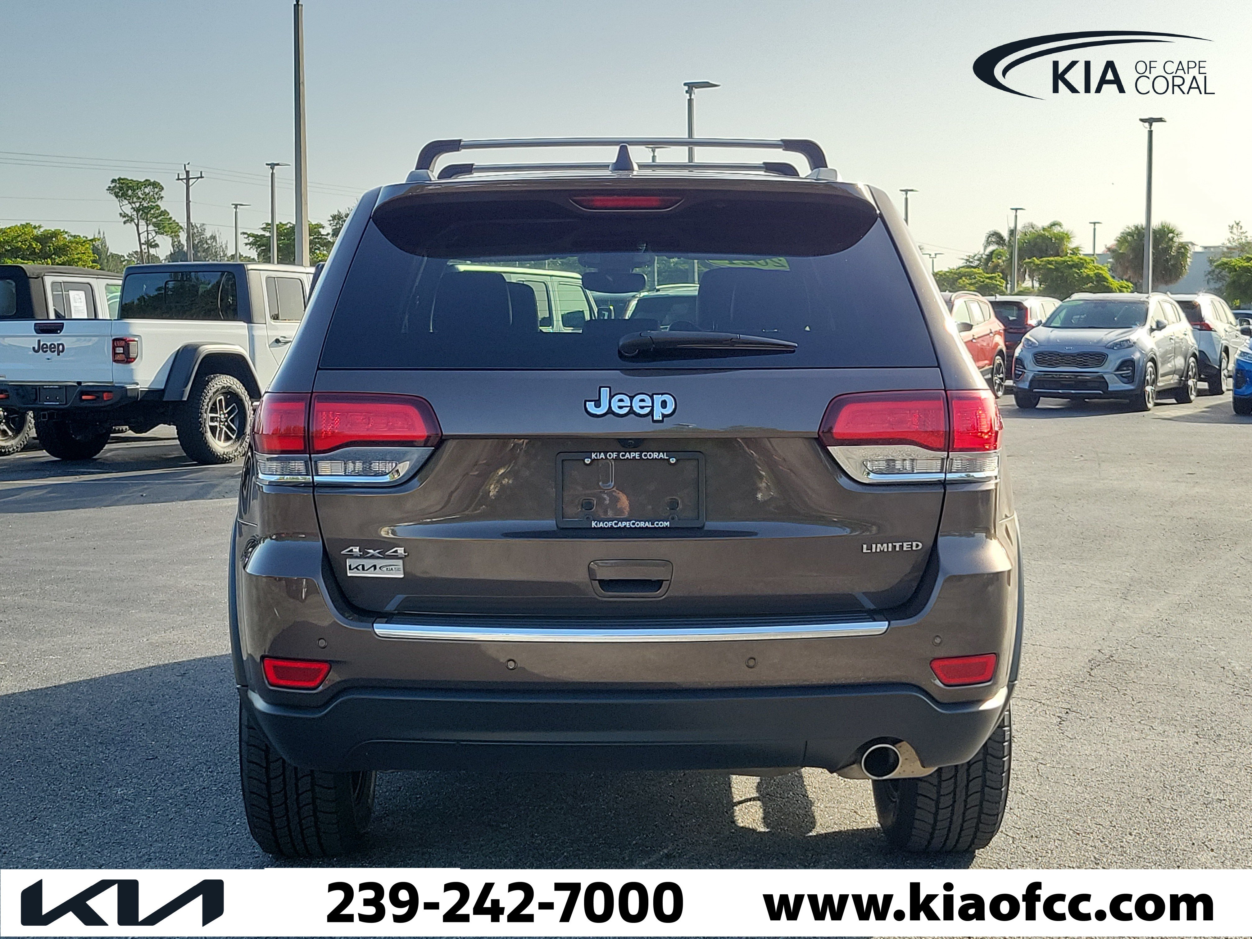 Used 2021 Jeep Grand Cherokee Limited AWD/4WD image 5