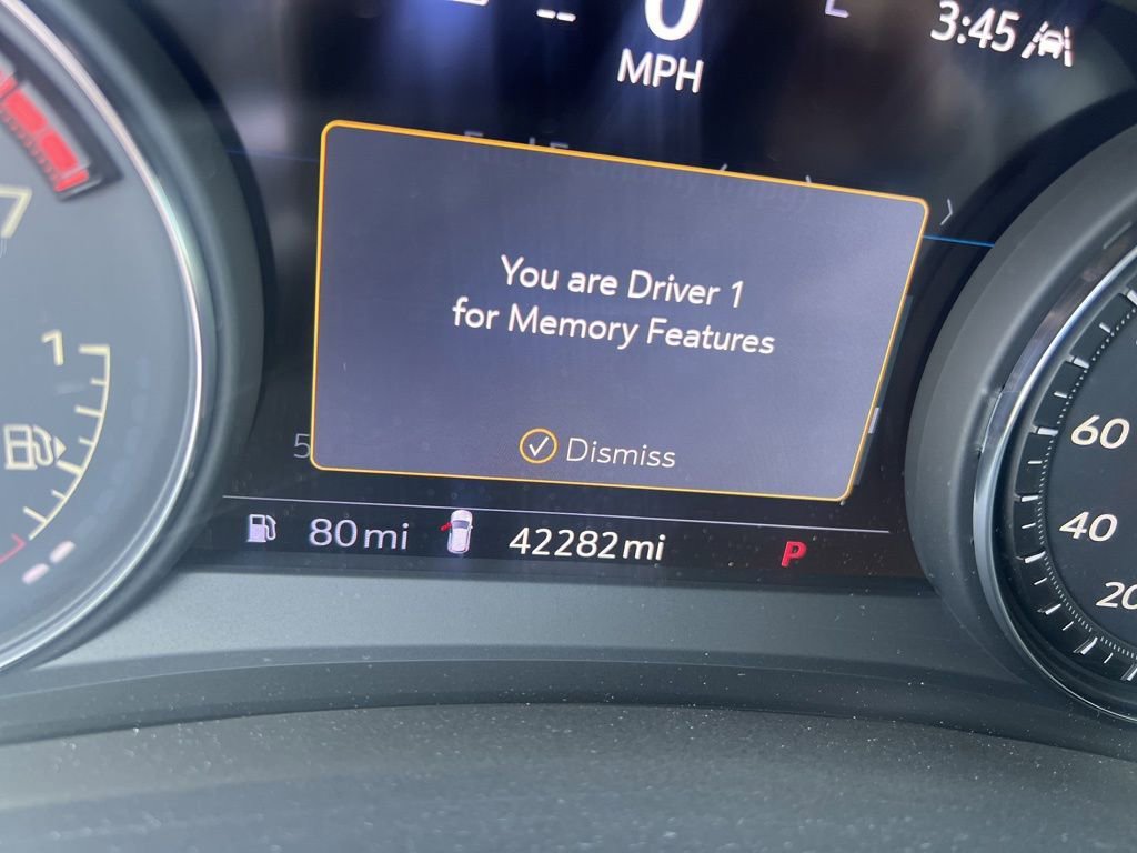 Used 2023 Cadillac XT4 Premium Luxury w/ Technology Package AWD/4WD image 1