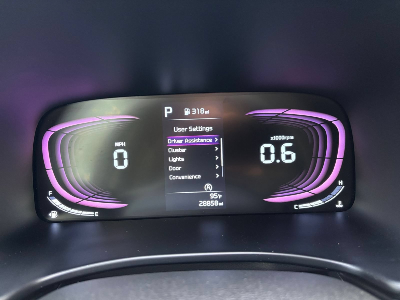Used 2025 Kia Soul LX w/ LX Technology Package FWD image 37