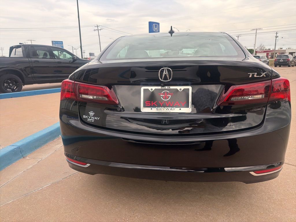 Used 2015 Acura TLX w/ Technology Package FWD image 22
