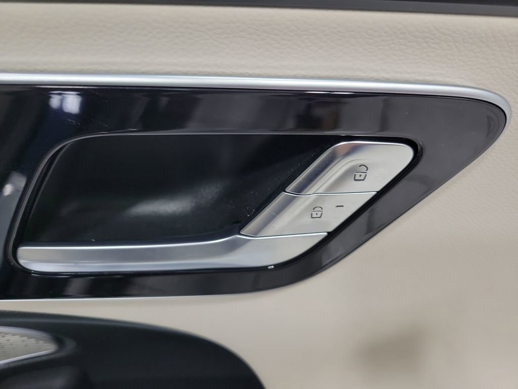 Used 2025 Mercedes-Benz E 450 4MATIC All-Terrain Wagon image 21