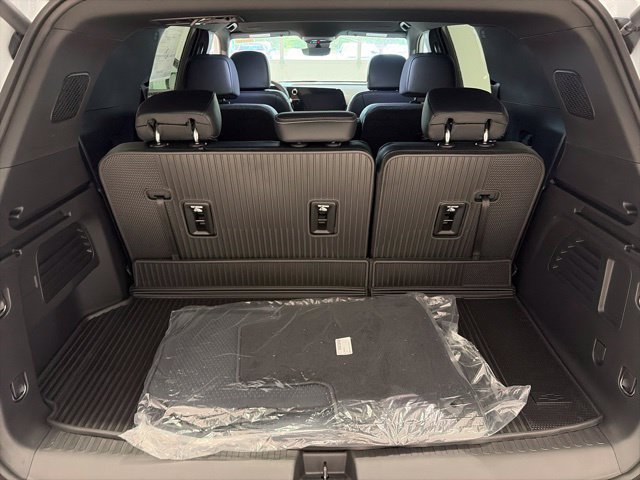 New 2027 Chevrolet Traverse LT AWD/4WD image 14
