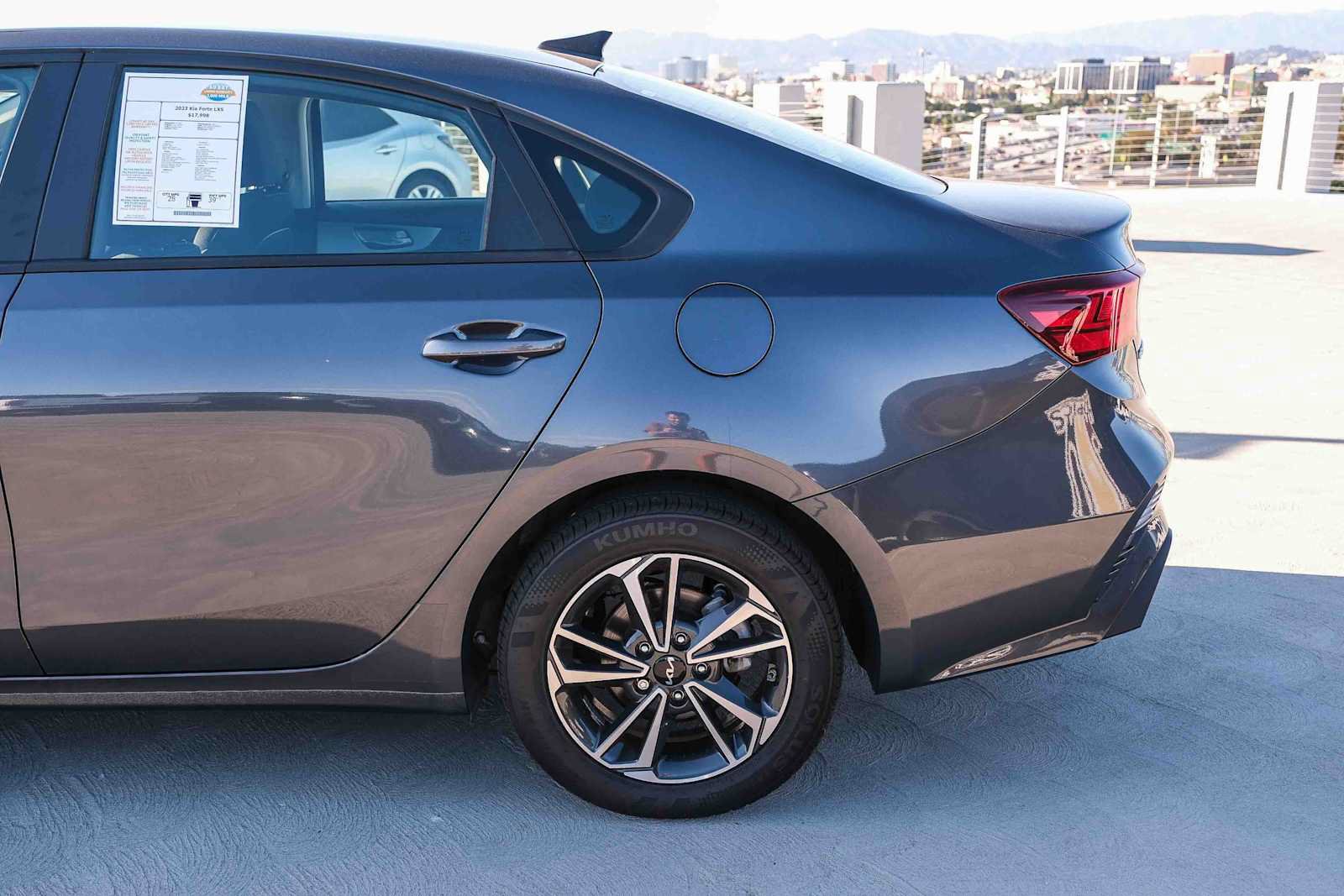 Used 2023 Kia Forte LXS FWD image 8