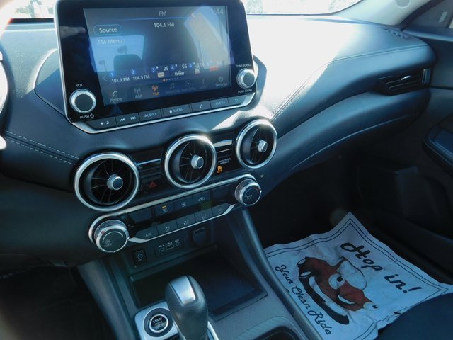 Used 2024 Nissan Sentra SV image 27