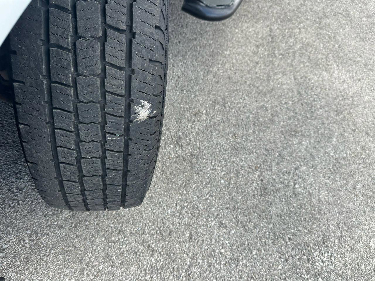 Used 2018 Chevrolet Express 2500 w/ Driver Convenience Package image 16