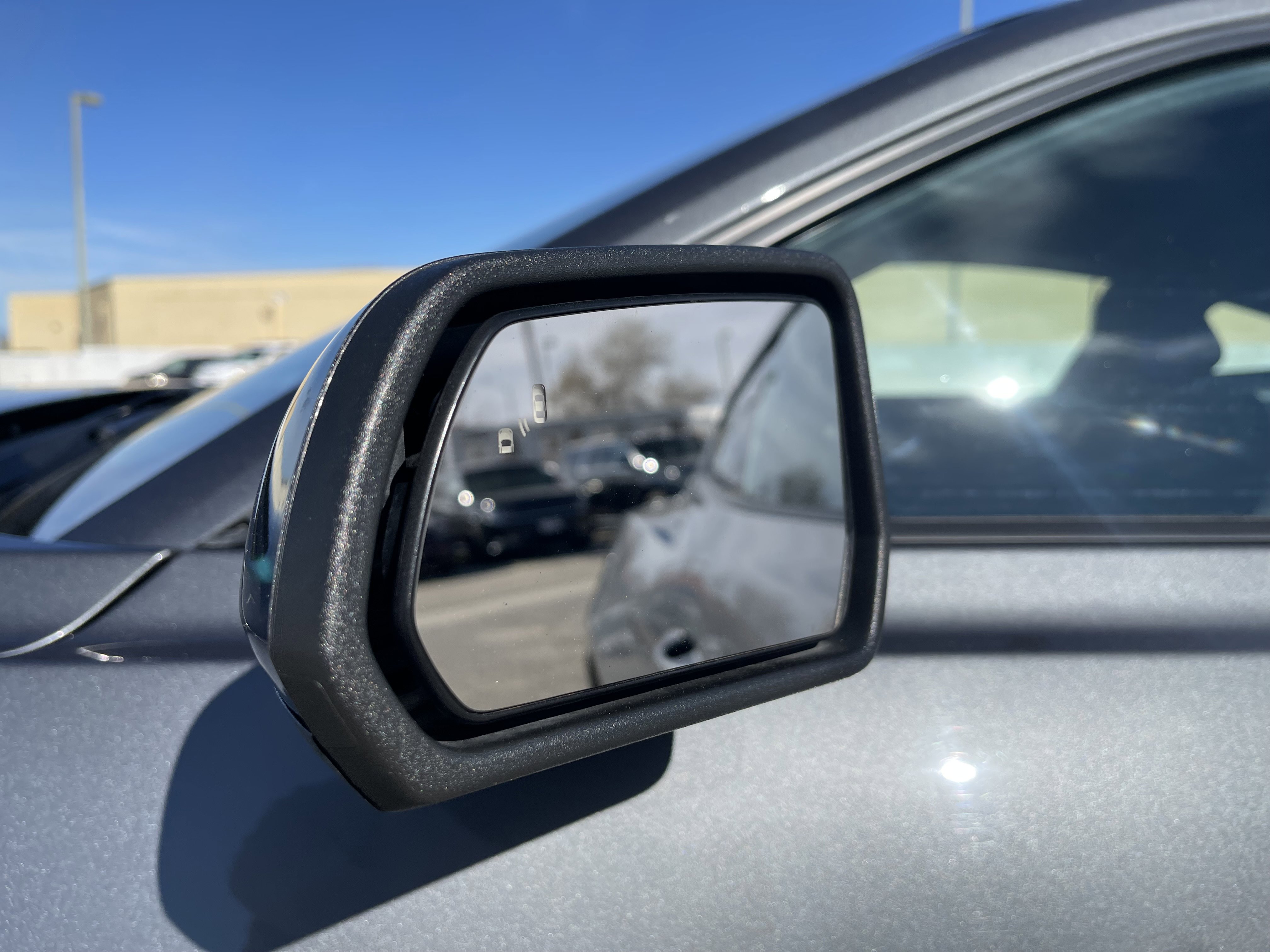 Used 2022 Ford Mustang EcoBoost image 11