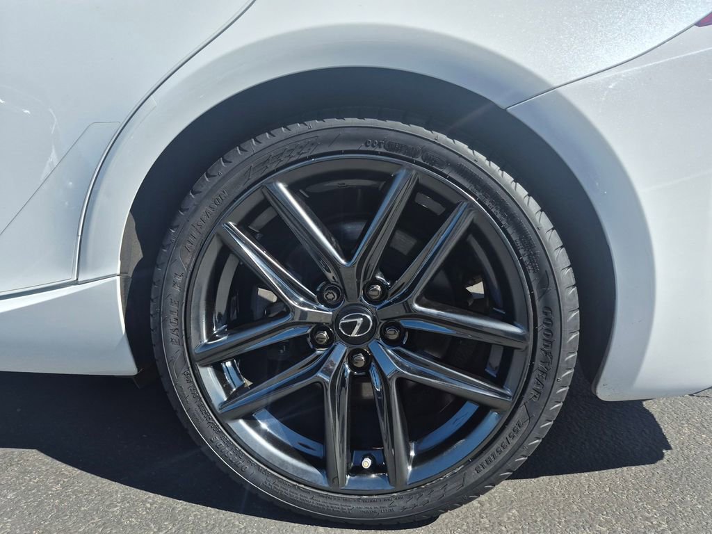 Used 2020 Lexus IS 300 F Sport w/ Blackline Edition image 8