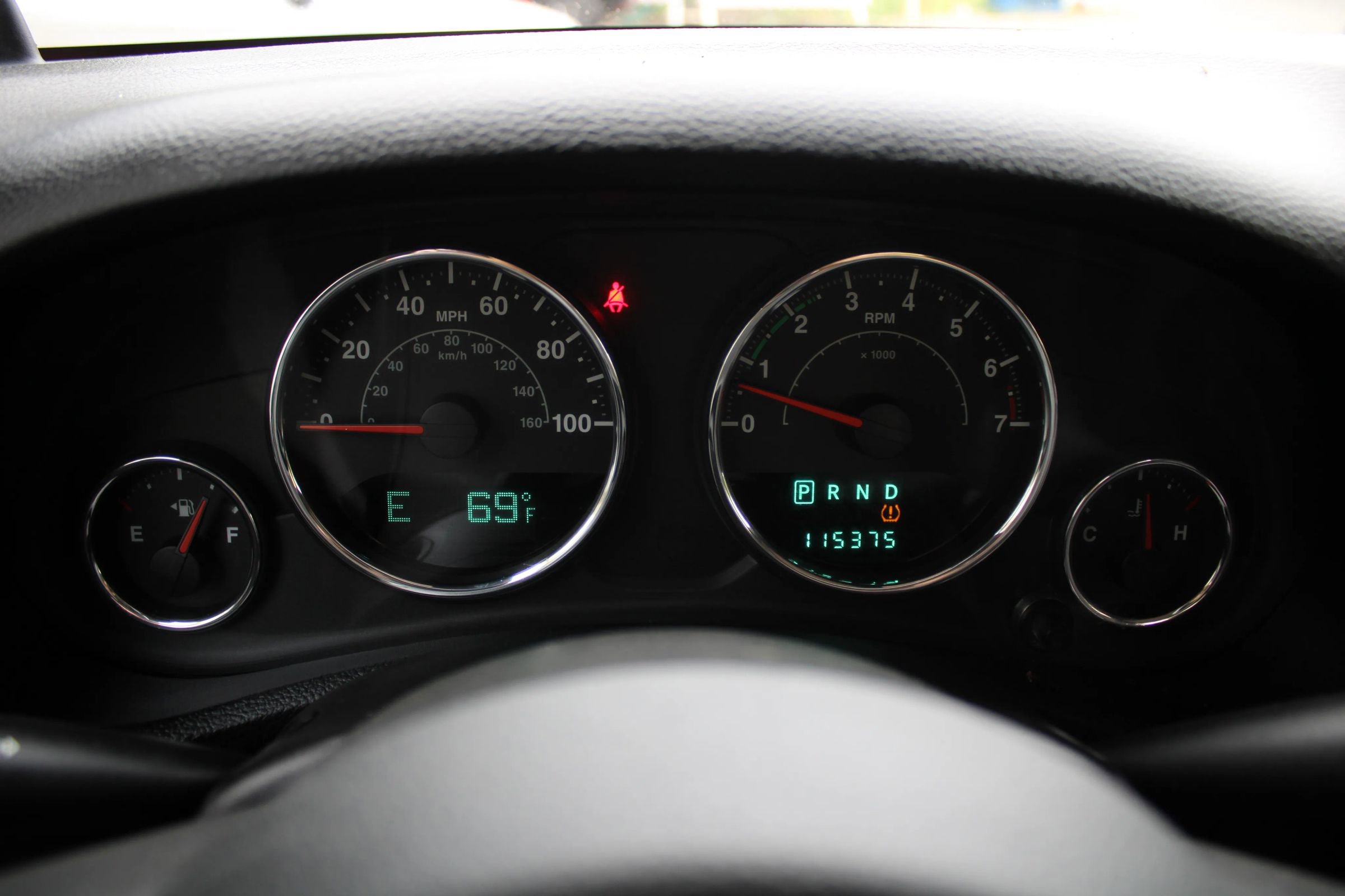 Used 2012 Jeep Wrangler Sport w/ Connectivity Group image 11