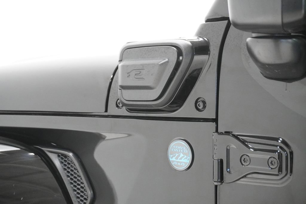 Certified 2025 Jeep Wrangler Unlimited Sahara image 8