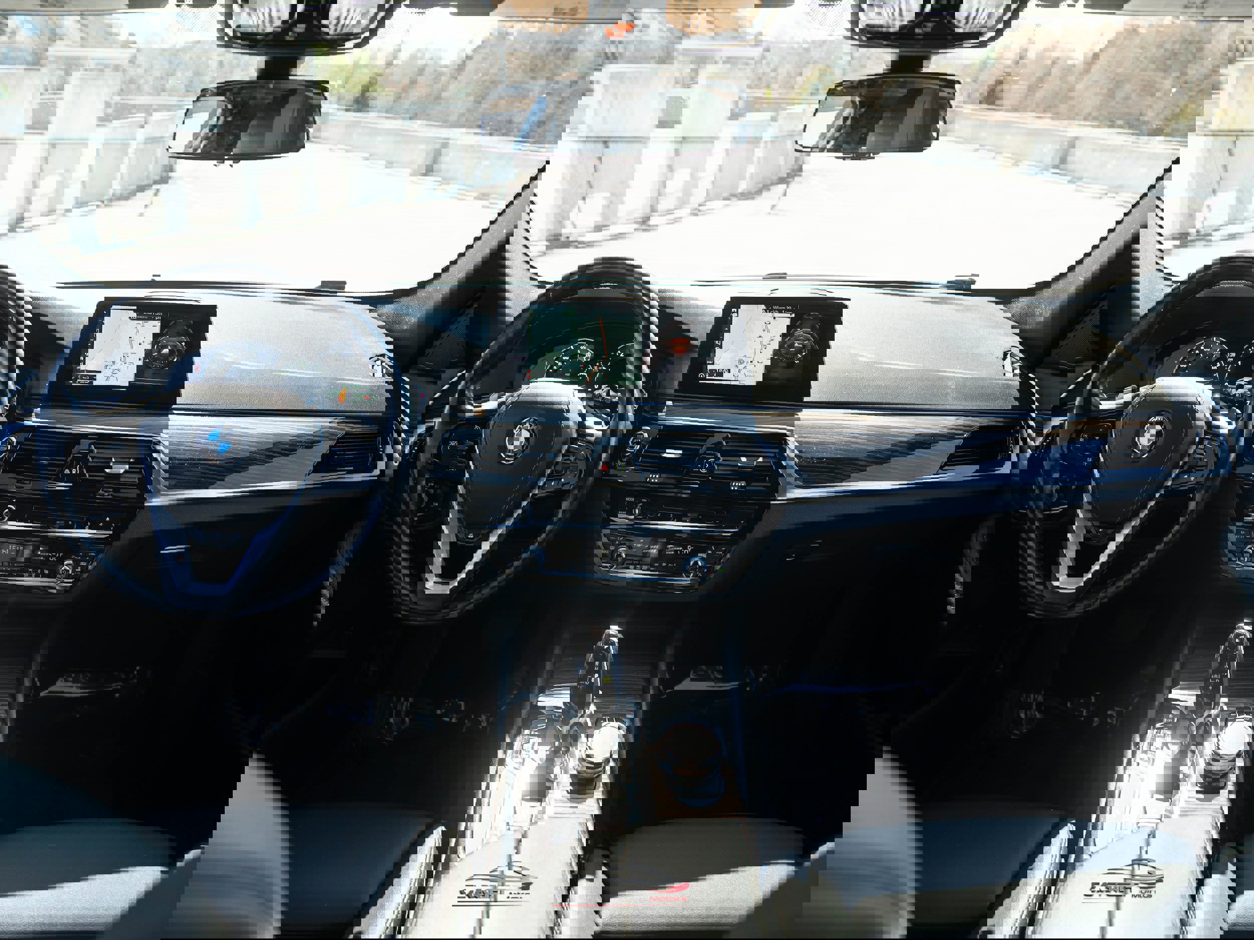 Used 2018 BMW 530i xDrive w/ Premium Package image 14