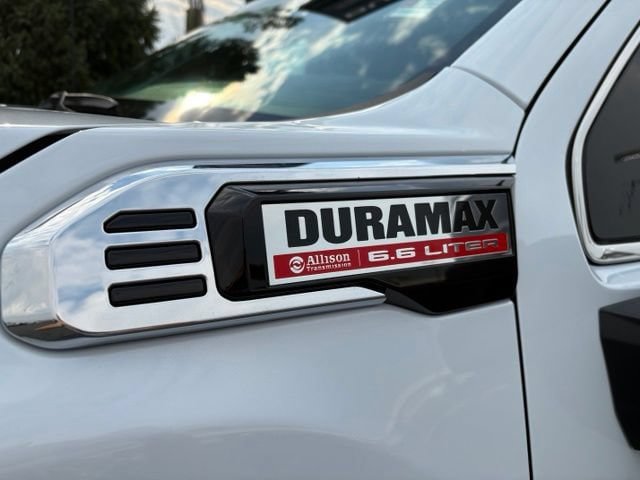 New 2026 GMC Sierra 3500 Denali w/ Denali Reserve Package AWD/4WD image 17