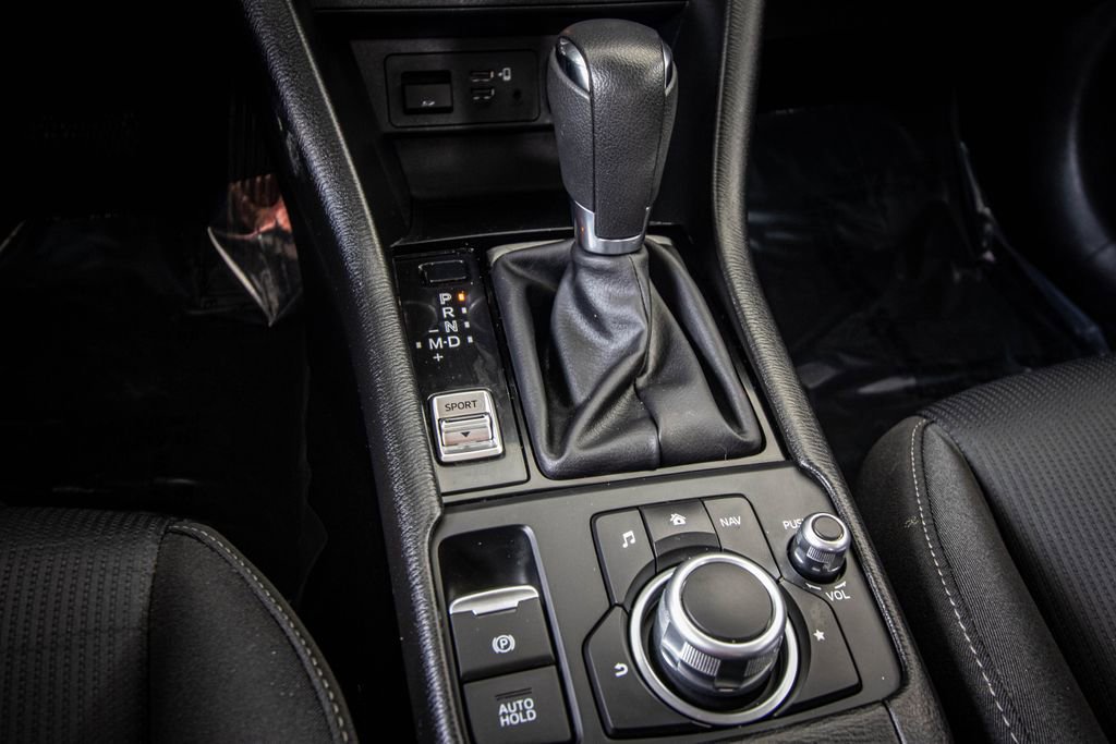 Used 2020 MAZDA CX-3 Sport AWD/4WD image 32