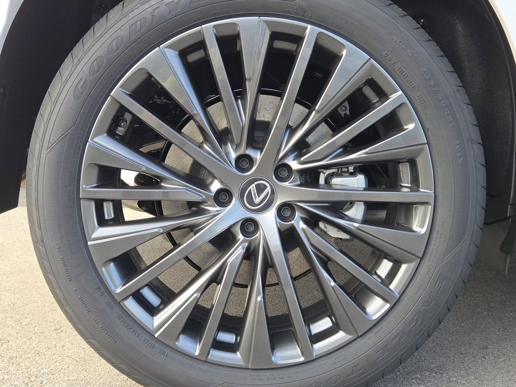 New 2025 Lexus RX 350 AWD image 32