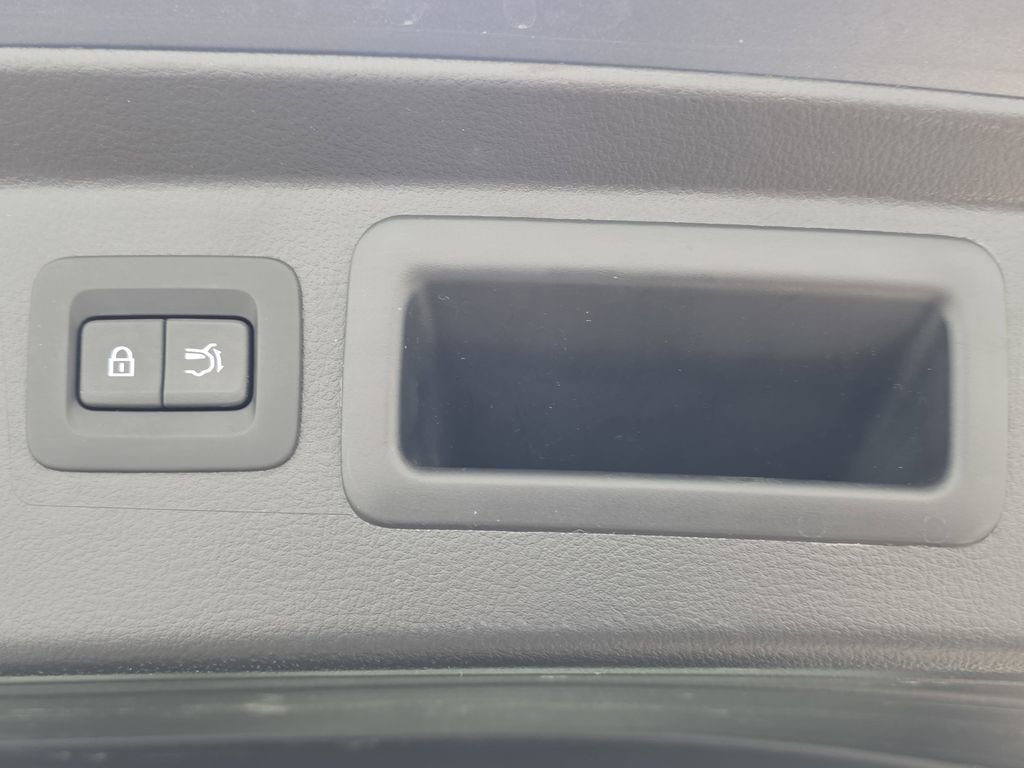 Used 2025 MAZDA CX-50 AWD 2.5 S w/ Premium Package image 34