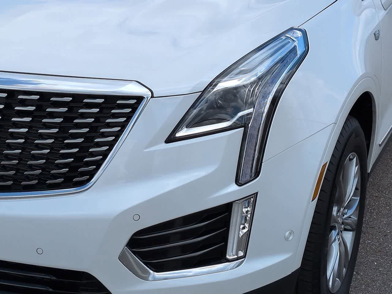 Used 2023 Cadillac XT5 Premium Luxury w/ Technology Package AWD/4WD image 10