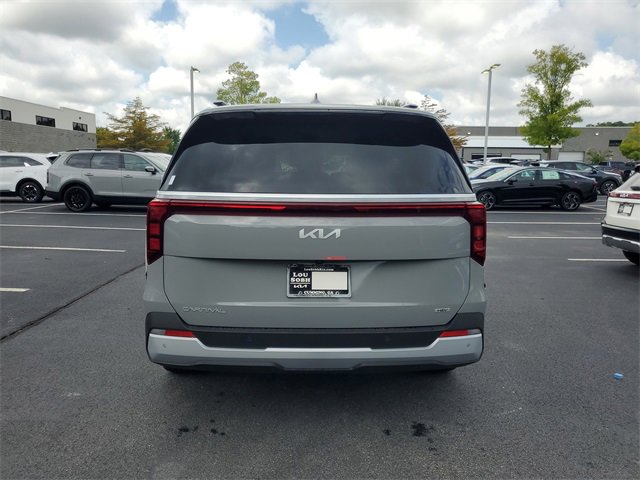 New 2026 Kia Carnival EX image 5