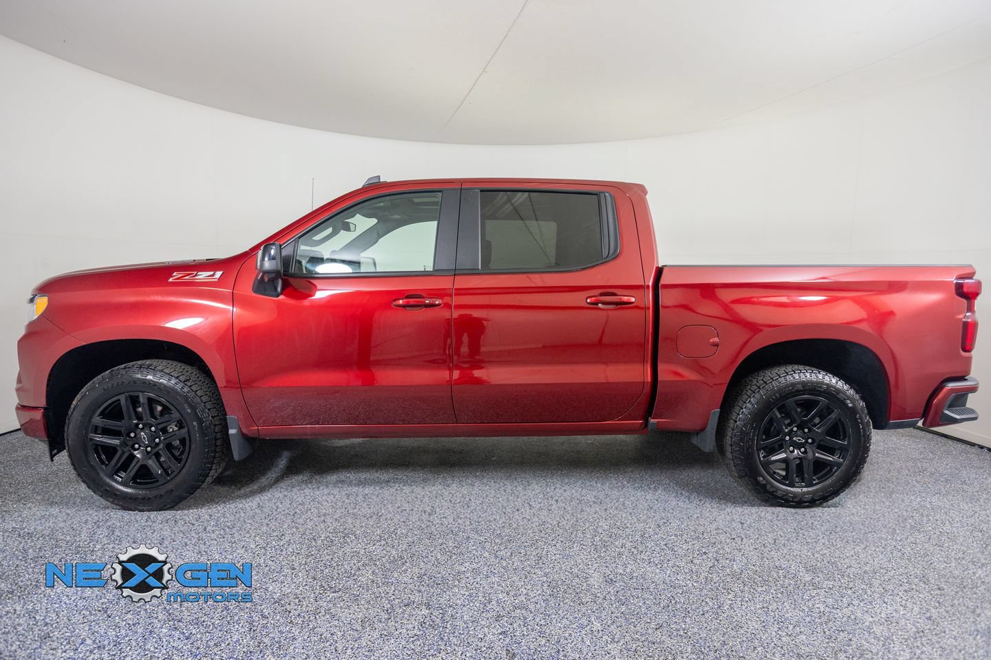 Used 2025 Chevrolet Silverado 1500 RST w/ RST All Star Premium Package AWD/4WD image 4