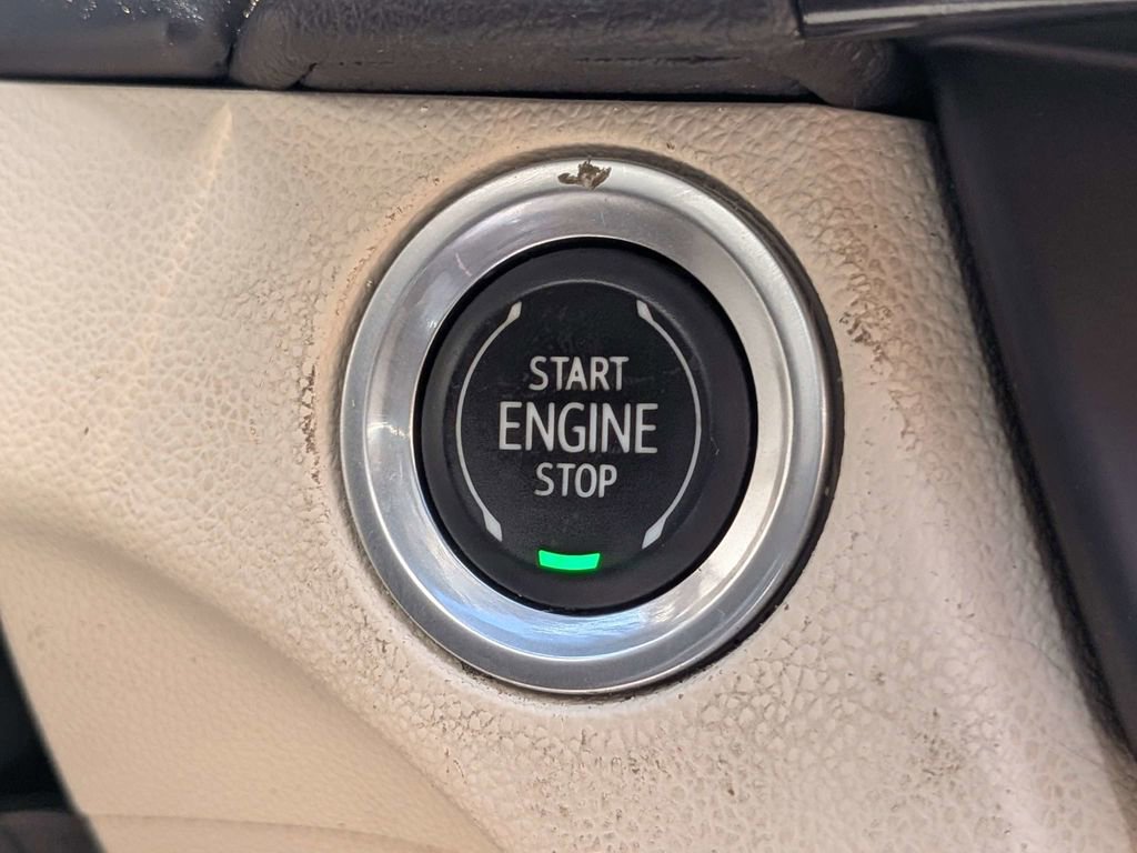 Used 2022 Cadillac CT4 Premium Luxury w/ Climate Package RWD image 29