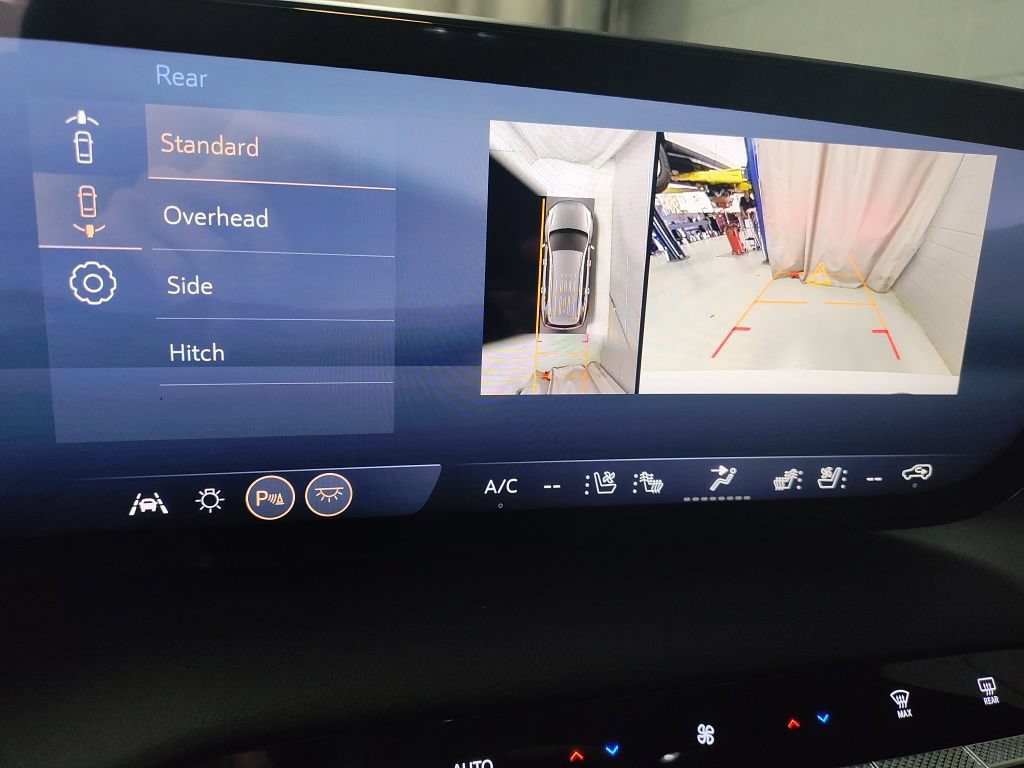 New 2026 Buick Enclave Avenir w/ Super Cruise Package AWD/4WD image 32
