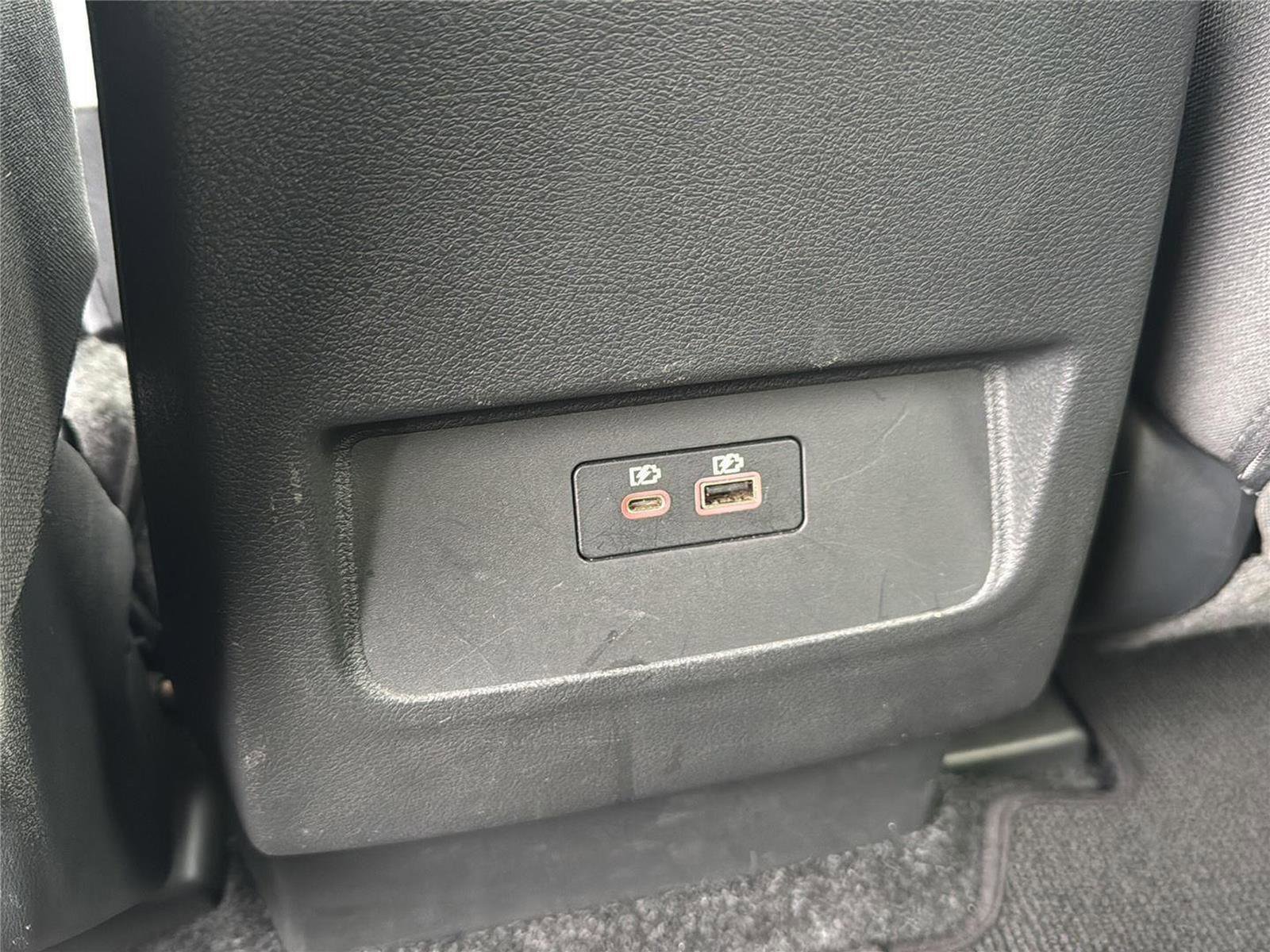 Used 2023 Nissan Frontier SV image 25