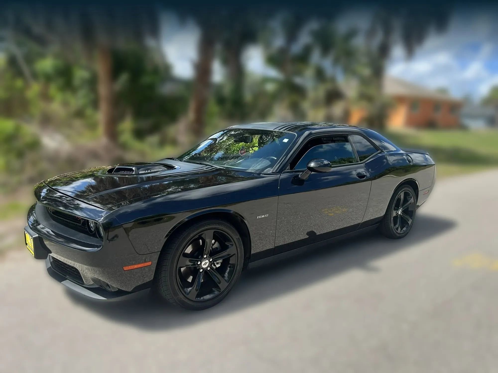 Used 2018 Dodge Challenger R/T Plus RWD image 3