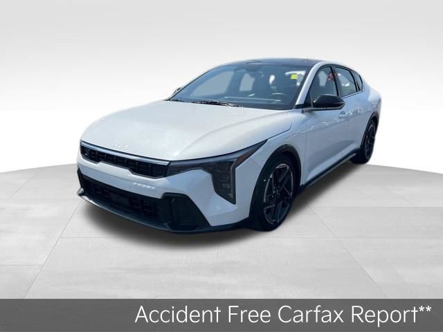 Certified 2025 Kia K4 GT-Line w/ GT-Line Premium Package image 3