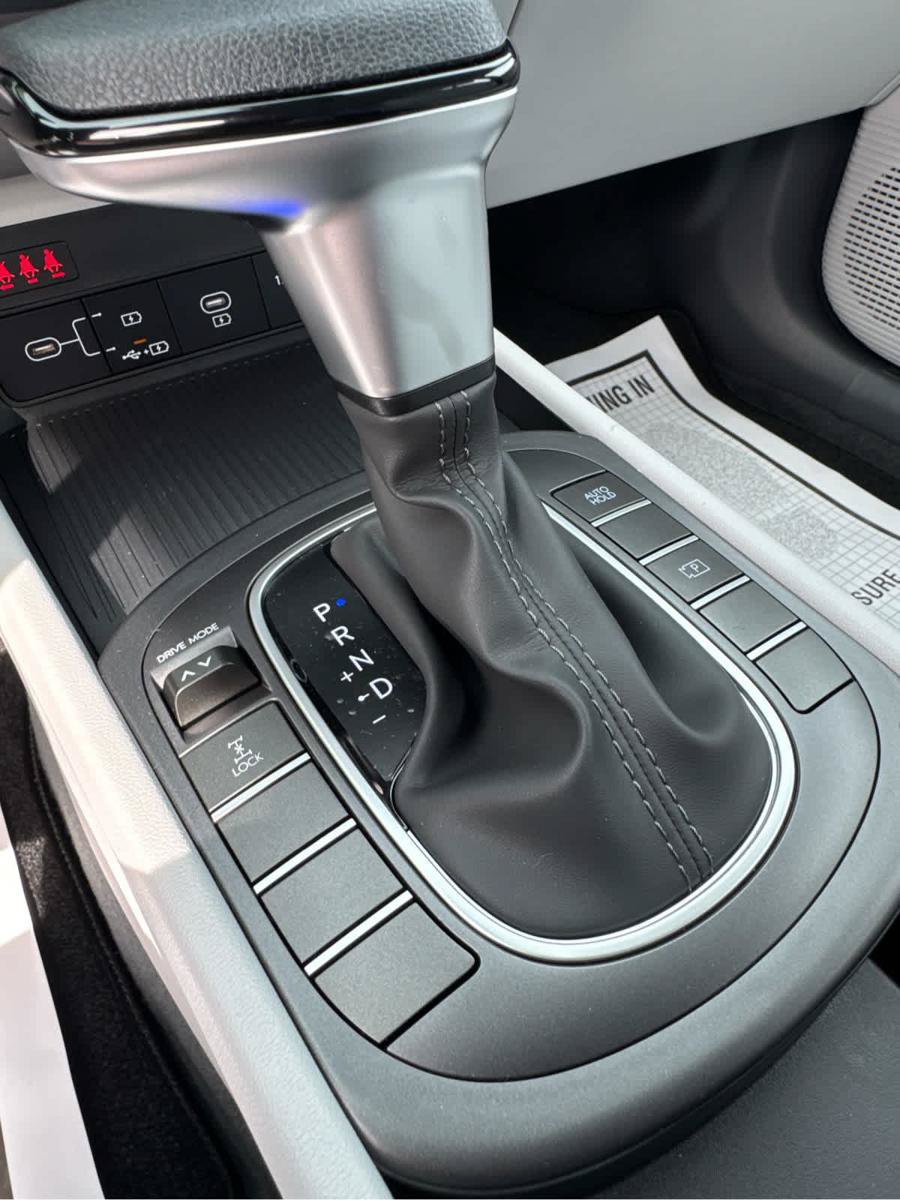 New 2027 Hyundai Kona SE AWD/4WD image 25