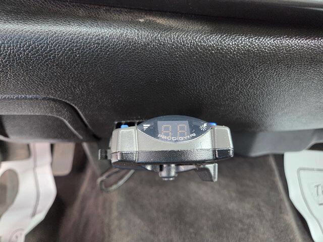 Used 2011 Chevrolet Silverado 1500 LT w/ All-Star Edition image 29