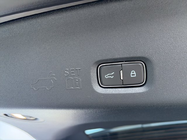 New 2027 Ford Expedition Tremor w/ Driver's Package AWD/4WD image 8