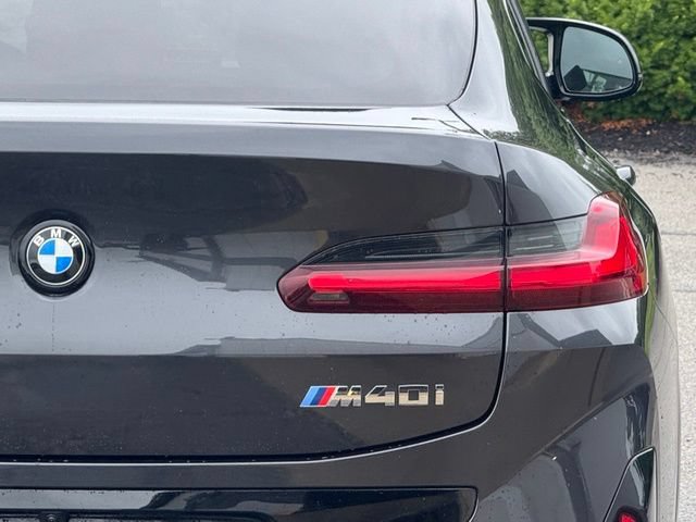 Certified 2025 BMW X4 M40i w/ Premium Package AWD/4WD image 7