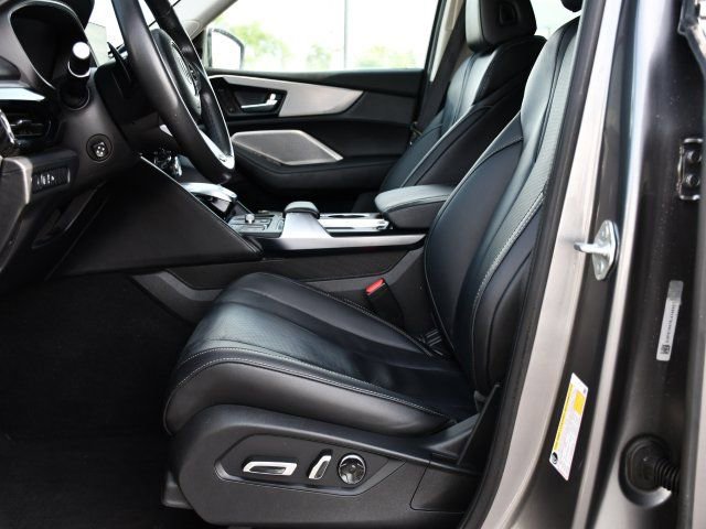 Used 2024 Acura MDX SH-AWD w/ Technology Package image 12
