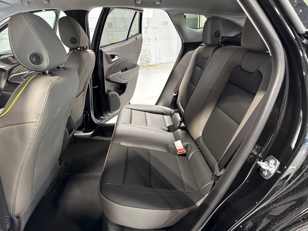 New 2026 Chevrolet Trax ACTIV FWD image 39