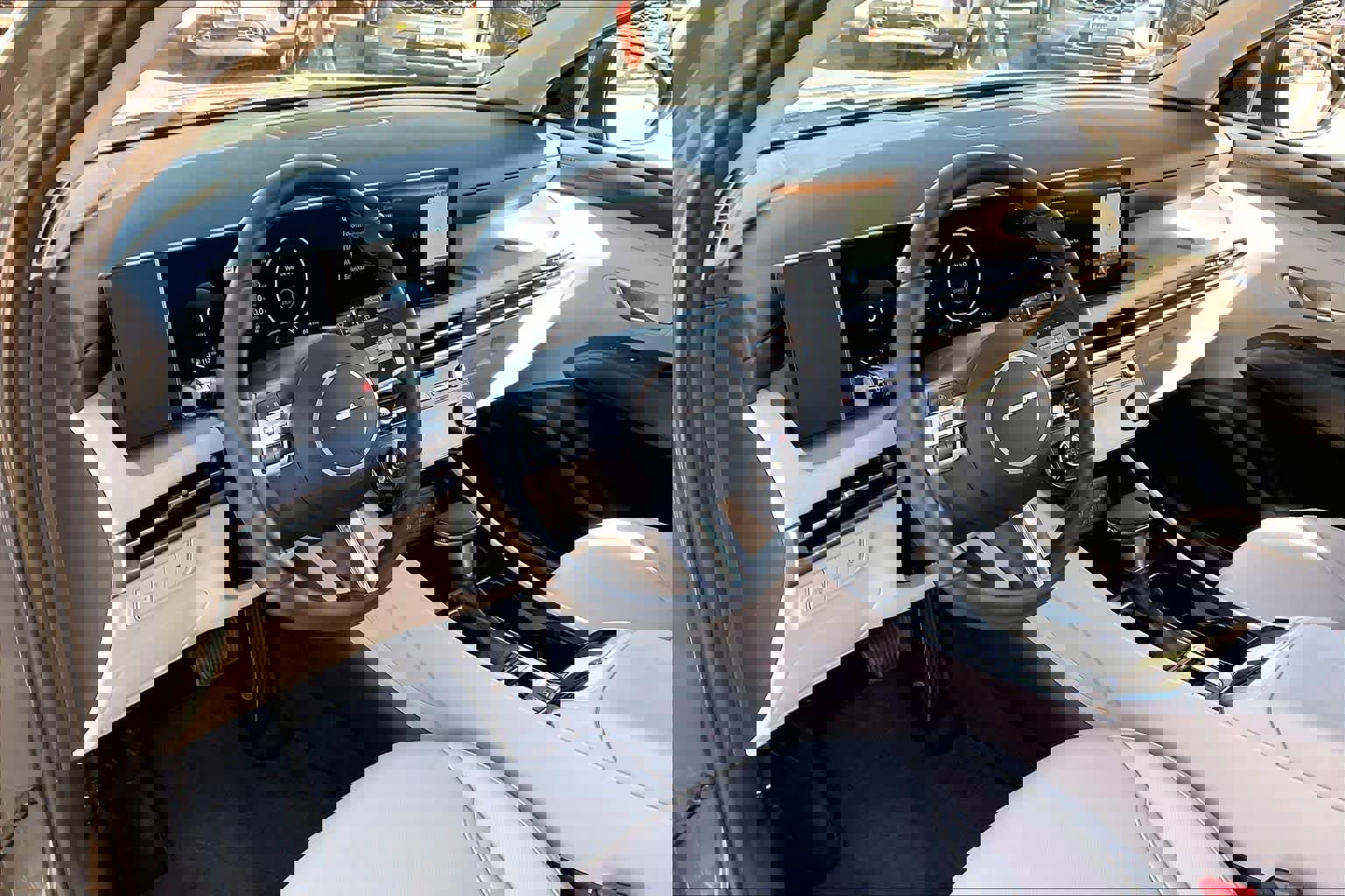 Used 2025 Hyundai Tucson SEL image 18