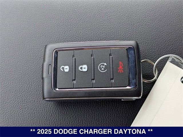 Used 2025 Dodge Charger Daytona R/T w/ Quick Order Package 25M R/T AWD/4WD image 32