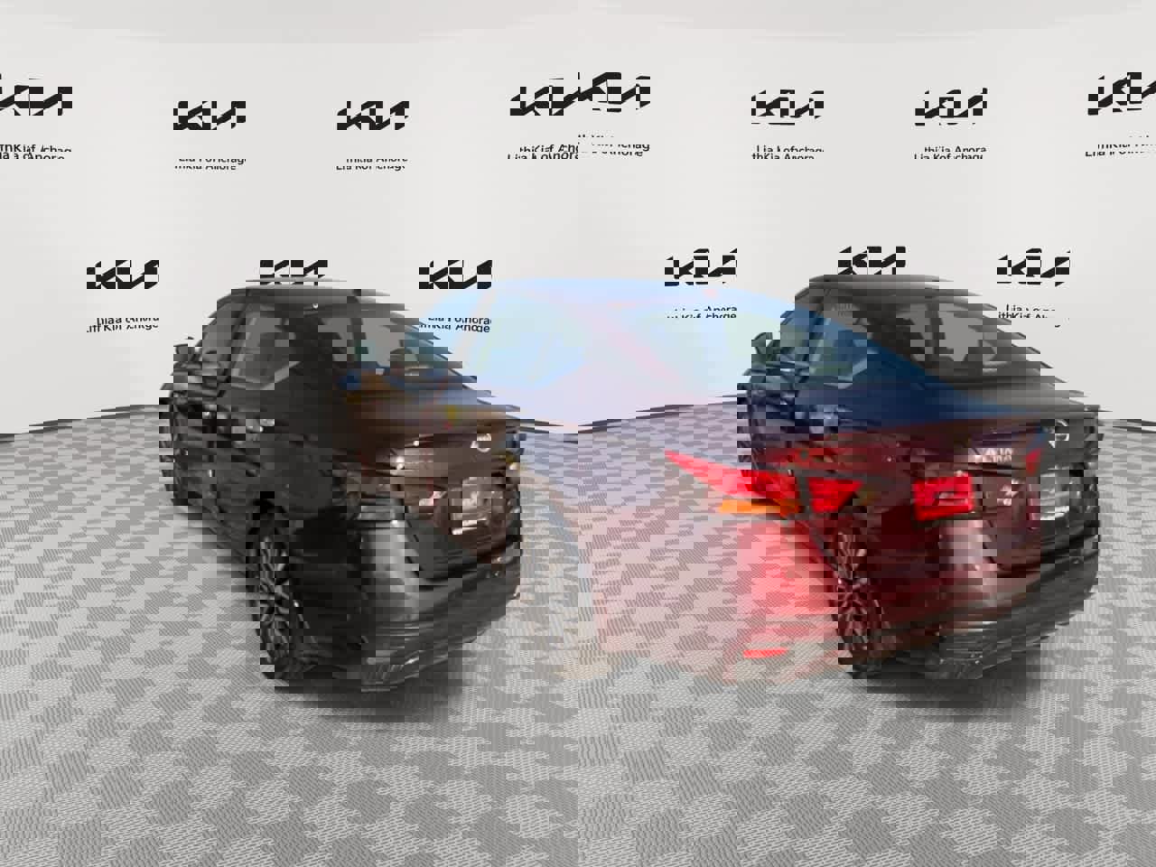 Used 2025 Nissan Altima 2.5 SV image 7