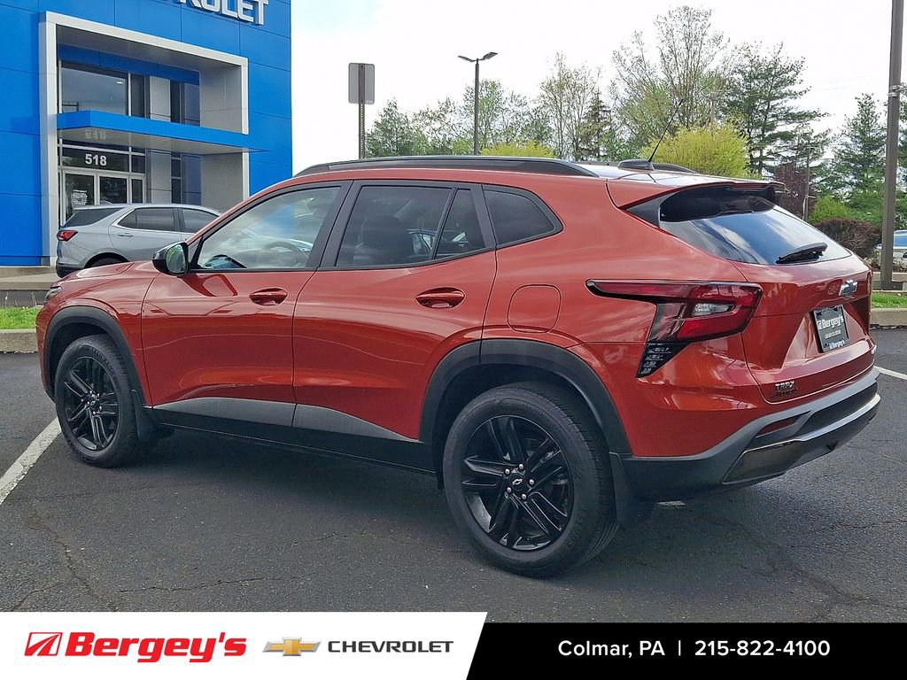 Certified 2024 Chevrolet Trax ACTIV w/ Driver Confidence Package FWD image 8