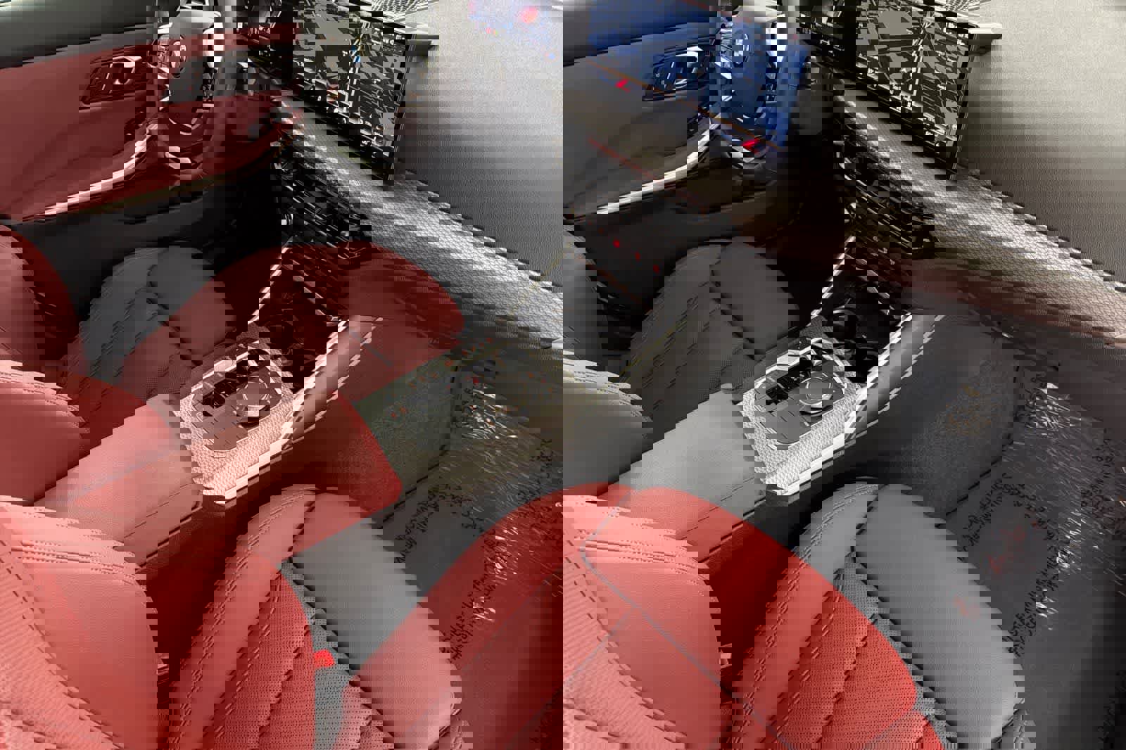 Used 2025 BMW 330i Sedan w/ Premium Package image 15