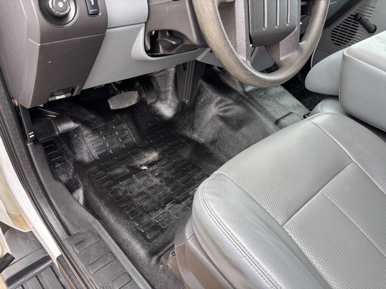 Used 2015 Ford F250 XL w/ XL Value Package AWD/4WD image 9