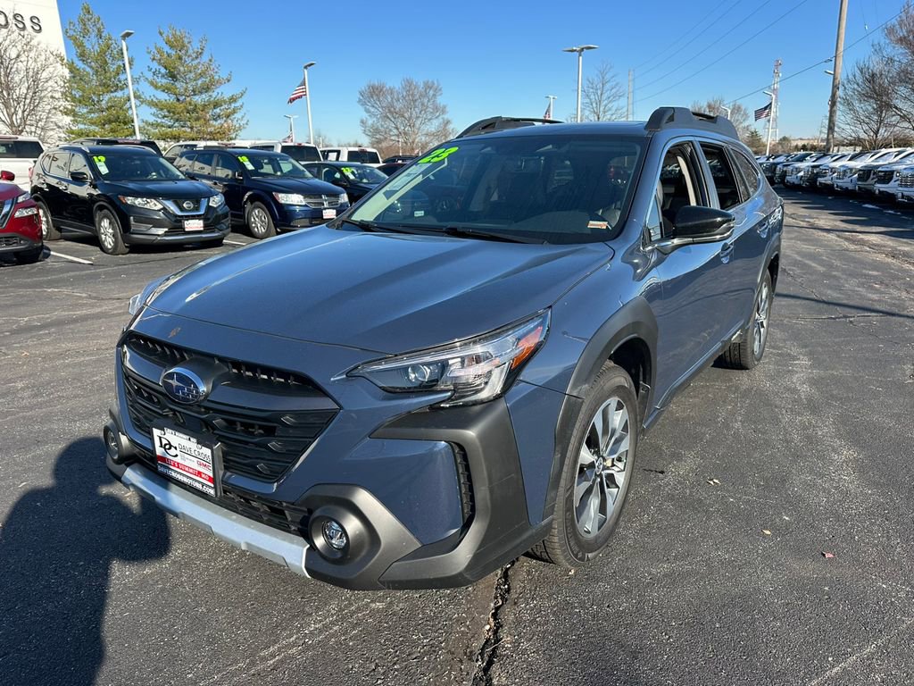Used 2023 Subaru Outback Limited XT image 2