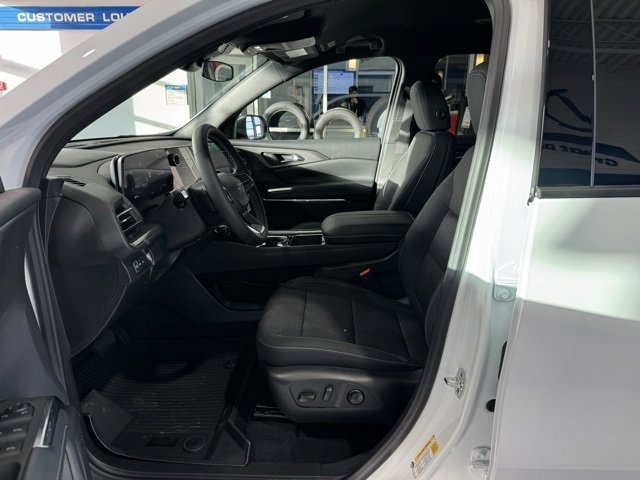 New 2026 Chevrolet Traverse LT w/ Midnight/Sport Edition image 7